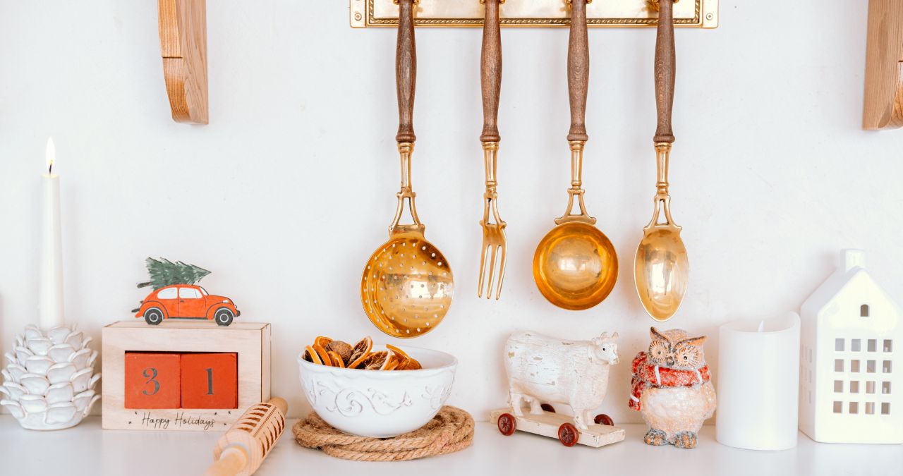 How to Maximize Storage Space in Small Kitchens