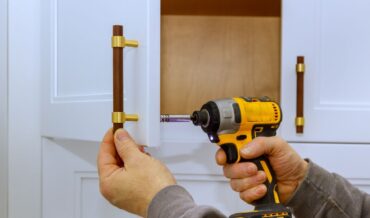 Benefits of Kitchen Cabinet Refinishing and Refacing